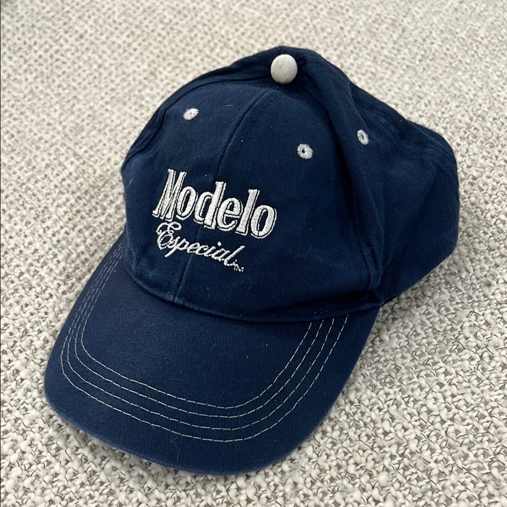Modelo Especial Navy Blue Cap